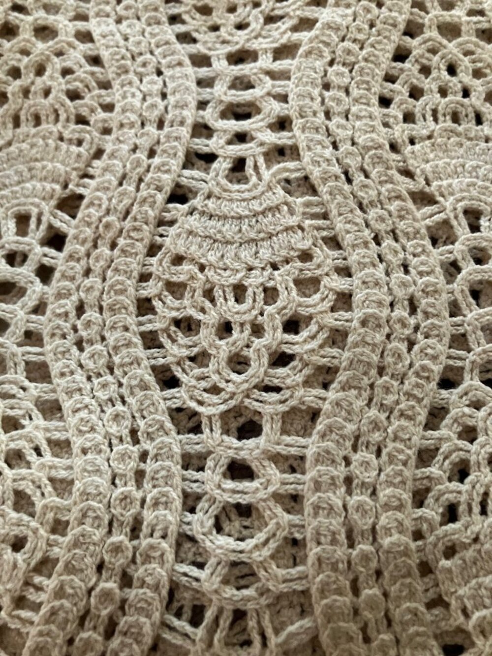 JESSICA SIMPSON - Beige crochet cropped sweater - Medium - Picture 4 of 6